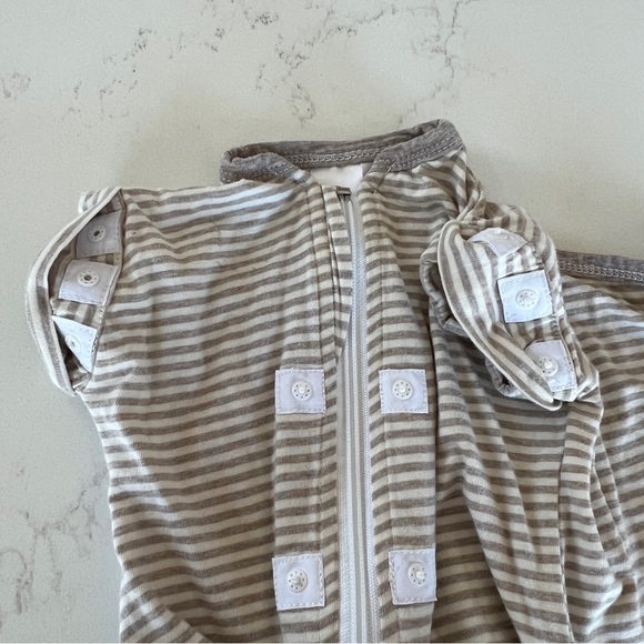 embé 2 way swaddle out sleep sack - Picture 5 of 5